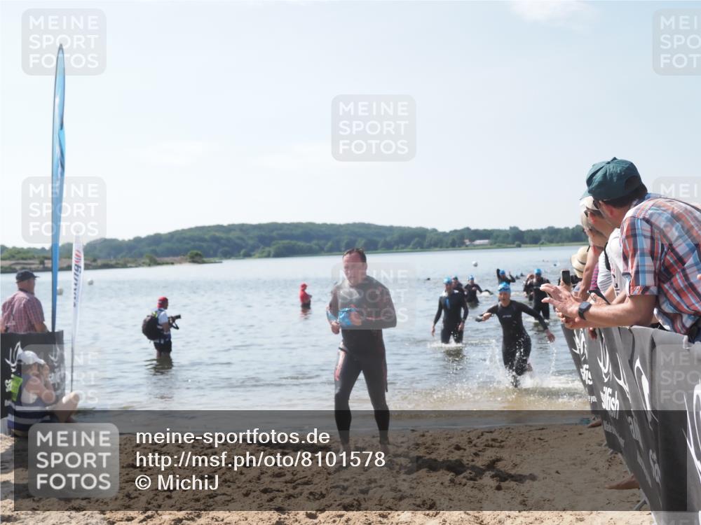 22.06.2025 - Viking Triathlon MichiJ http://msf.ph/oto/8101578 22.06.2025 10:45:43 Schwimmen 95, 197, 360, 425, 466, 519 meine-sportfotos.de
