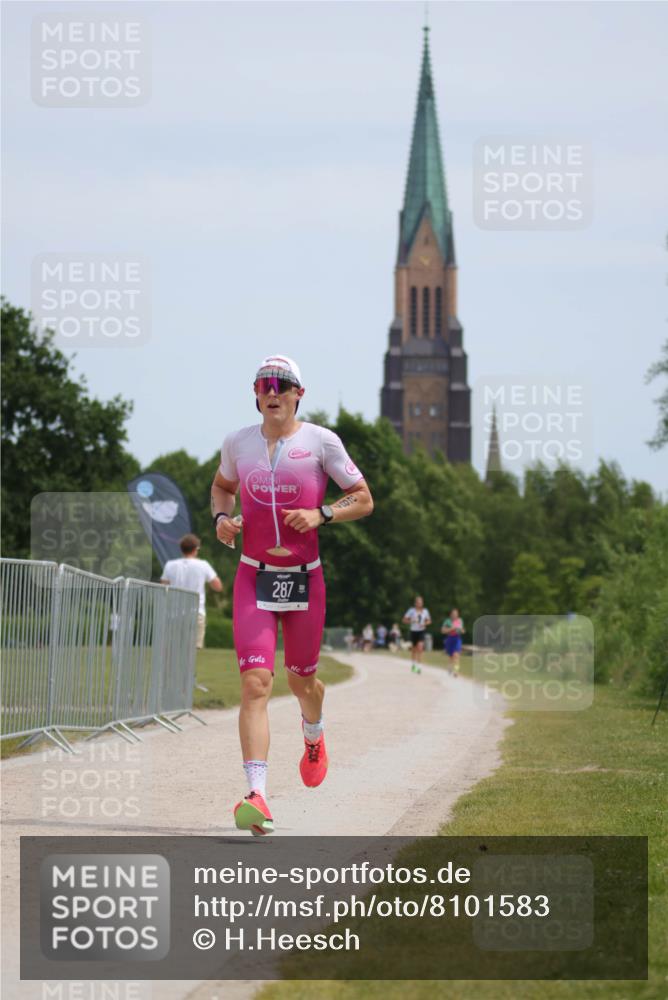 22.06.2025 - Viking Triathlon H.Heesch http://msf.ph/oto/8101583 22.06.2025 12:55:57 Laufen 287 meine-sportfotos.de