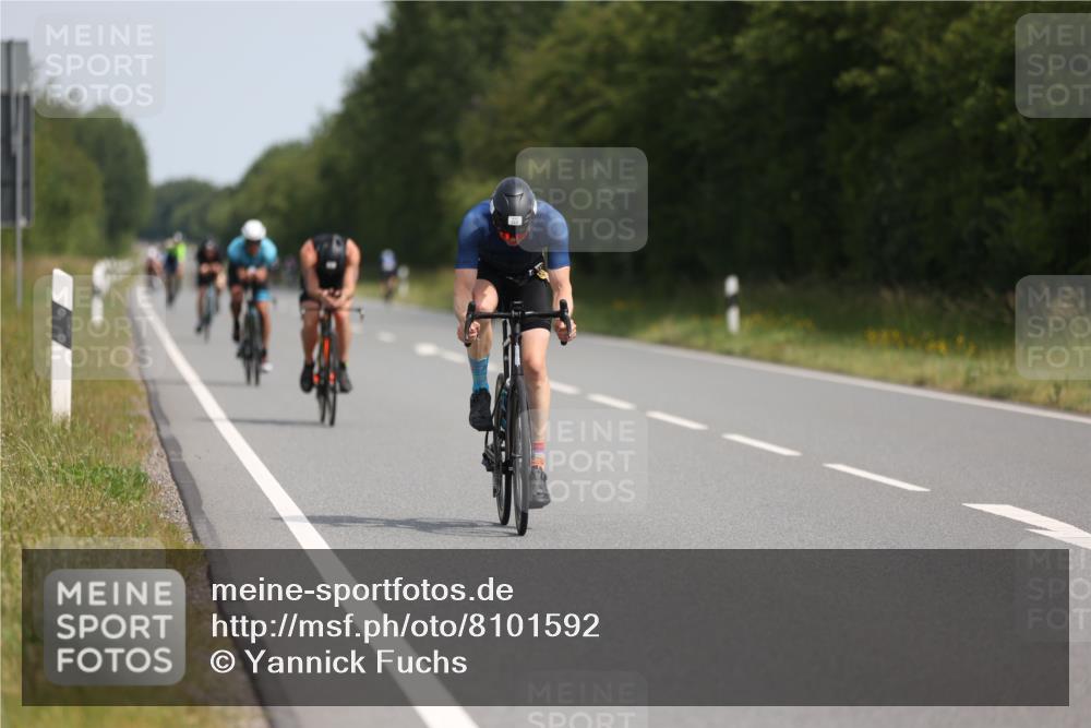 22.06.2025 - Viking Triathlon Yannick Fuchs http://msf.ph/oto/8101592 22.06.2025 11:25:57 Radfahren 117, 325, 344, 451, 475, 499 meine-sportfotos.de