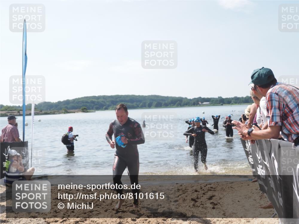 22.06.2025 - Viking Triathlon MichiJ http://msf.ph/oto/8101615 22.06.2025 10:45:44 Schwimmen 95, 197, 360, 425, 466, 519 meine-sportfotos.de