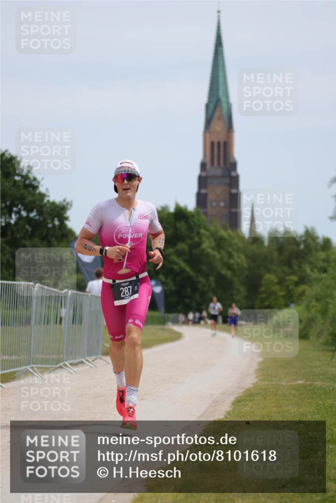 22.06.2025 - Viking Triathlon H.Heesch http://msf.ph/oto/8101618 22.06.2025 12:55:57 Laufen 287 meine-sportfotos.de