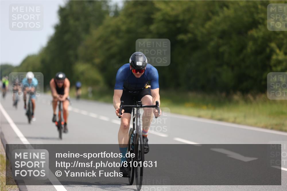 22.06.2025 - Viking Triathlon Yannick Fuchs http://msf.ph/oto/8101631 22.06.2025 11:25:57 Radfahren 117, 325, 344, 451, 475, 499 meine-sportfotos.de