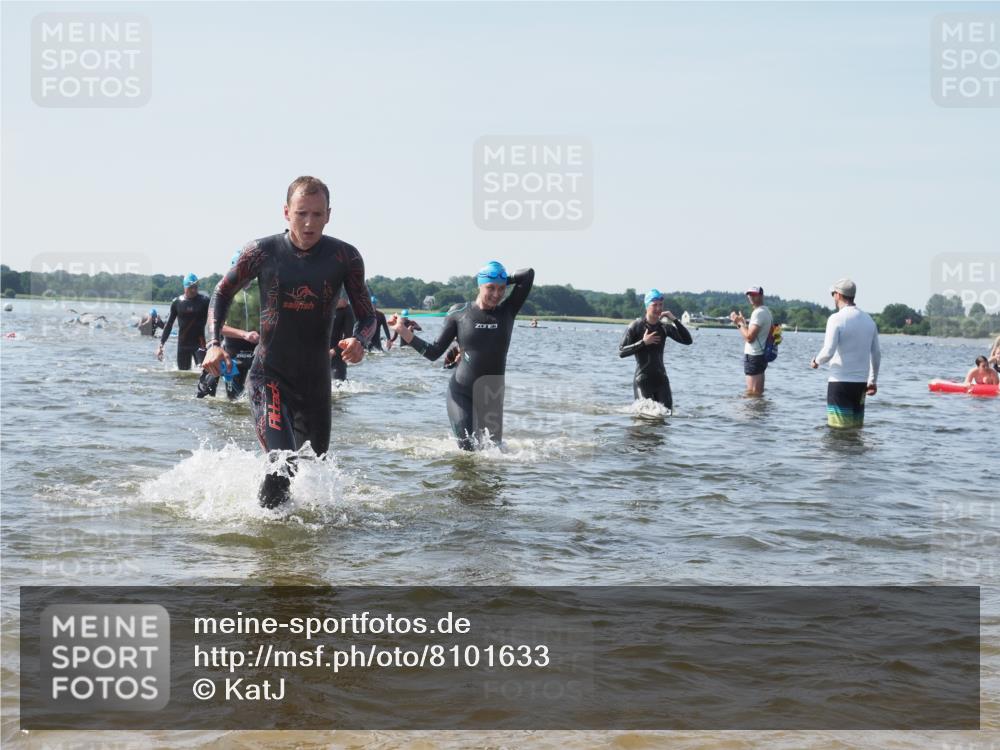 22.06.2025 - Viking Triathlon KatJ http://msf.ph/oto/8101633 22.06.2025 10:33:50 Schwimmen 5, 50, 75, 149, 184, 229, 242, 255, 304, 349, 438, 457, 478, 540 meine-sportfotos.de