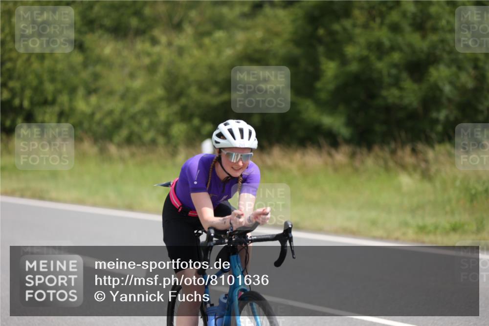 22.06.2025 - Viking Triathlon Yannick Fuchs http://msf.ph/oto/8101636 22.06.2025 12:04:50 Radfahren 9, 26, 80, 101, 170, 272, 273, 299, 362, 385, 496, 554 meine-sportfotos.de
