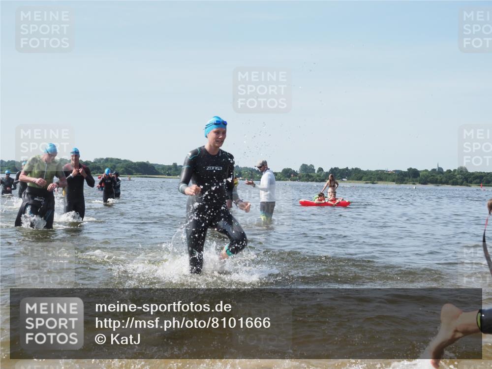 22.06.2025 - Viking Triathlon KatJ http://msf.ph/oto/8101666 22.06.2025 10:33:52 Schwimmen 5, 50, 75, 149, 184, 229, 242, 349, 438, 478, 540 meine-sportfotos.de