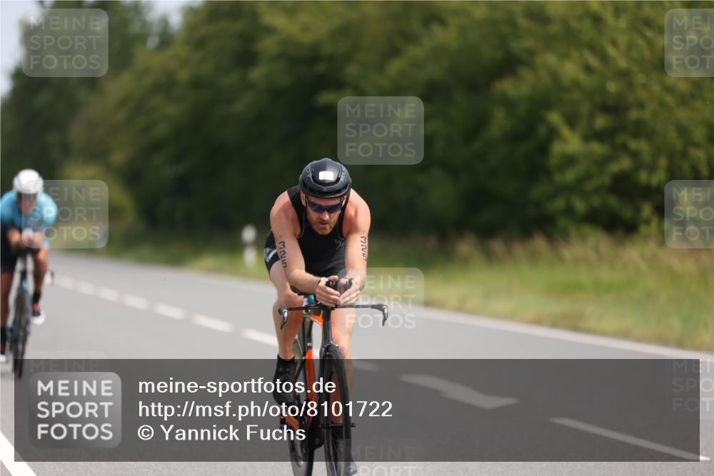 22.06.2025 - Viking Triathlon Yannick Fuchs http://msf.ph/oto/8101722 22.06.2025 11:25:59 Radfahren 29, 117, 325, 344, 403, 451, 499 meine-sportfotos.de