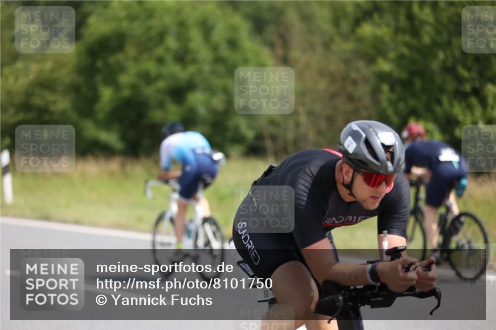 22.06.2025 - Viking Triathlon Yannick Fuchs http://msf.ph/oto/8101750 22.06.2025 12:04:54 Radfahren 9, 26, 80, 170, 272, 273, 299, 496, 547, 608 meine-sportfotos.de