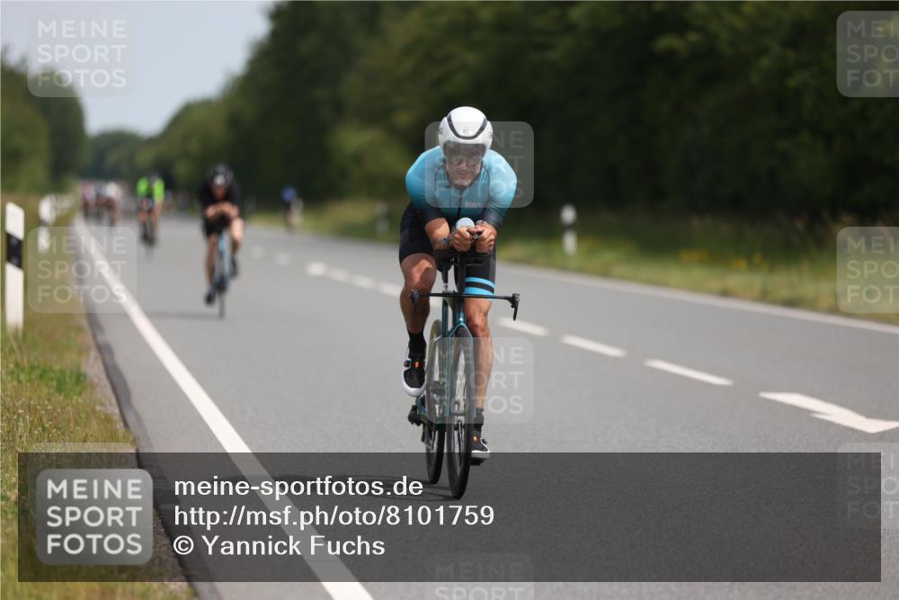 22.06.2025 - Viking Triathlon Yannick Fuchs http://msf.ph/oto/8101759 22.06.2025 11:26:00 Radfahren 29, 117, 325, 344, 403, 451, 499 meine-sportfotos.de