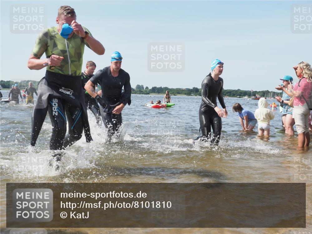 22.06.2025 - Viking Triathlon KatJ http://msf.ph/oto/8101810 22.06.2025 10:33:57 Schwimmen 50, 70, 75, 184, 229, 242, 349, 429, 438, 478, 532, 540, 635 meine-sportfotos.de