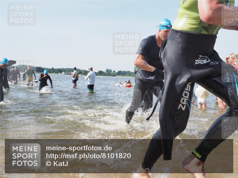 22.06.2025 - Viking Triathlon KatJ http://msf.ph/oto/8101820 22.06.2025 10:33:58 Schwimmen 50, 70, 75, 184, 229, 242, 349, 429, 438, 478, 532, 540, 635 meine-sportfotos.de