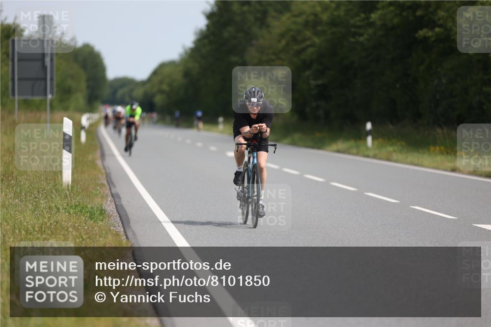 22.06.2025 - Viking Triathlon Yannick Fuchs http://msf.ph/oto/8101850 22.06.2025 11:26:02 Radfahren 29, 117, 325, 344, 403, 451, 499 meine-sportfotos.de