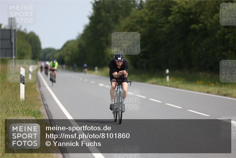 22.06.2025 - Viking Triathlon Yannick Fuchs http://msf.ph/oto/8101860 22.06.2025 11:26:03 Radfahren 29, 117, 325, 403, 451, 499 meine-sportfotos.de
