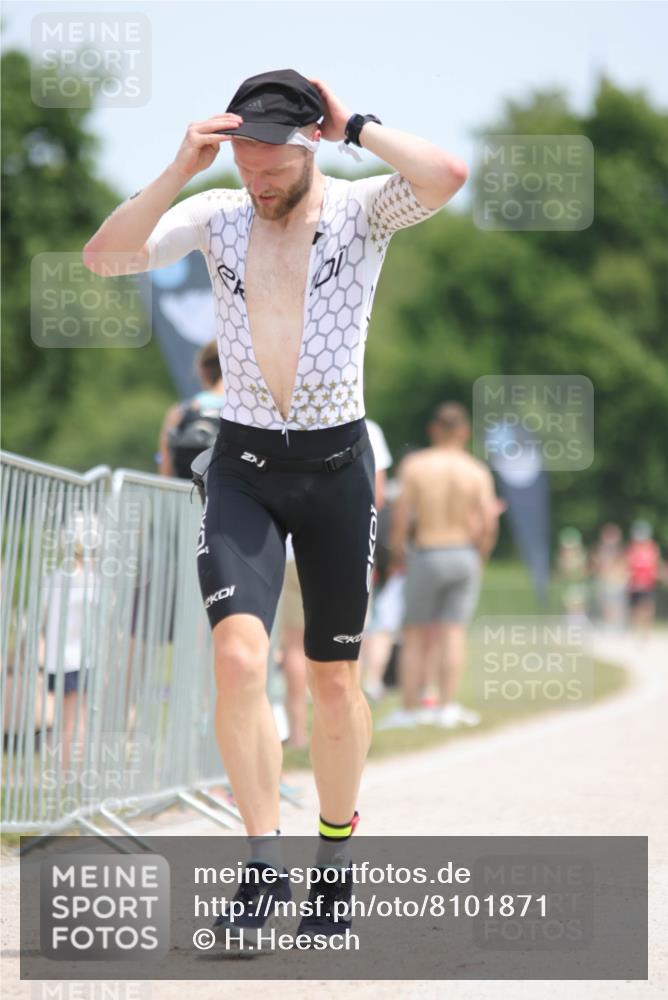 22.06.2025 - Viking Triathlon H.Heesch http://msf.ph/oto/8101871 22.06.2025 13:18:45 Laufen 9, 396, 651 meine-sportfotos.de