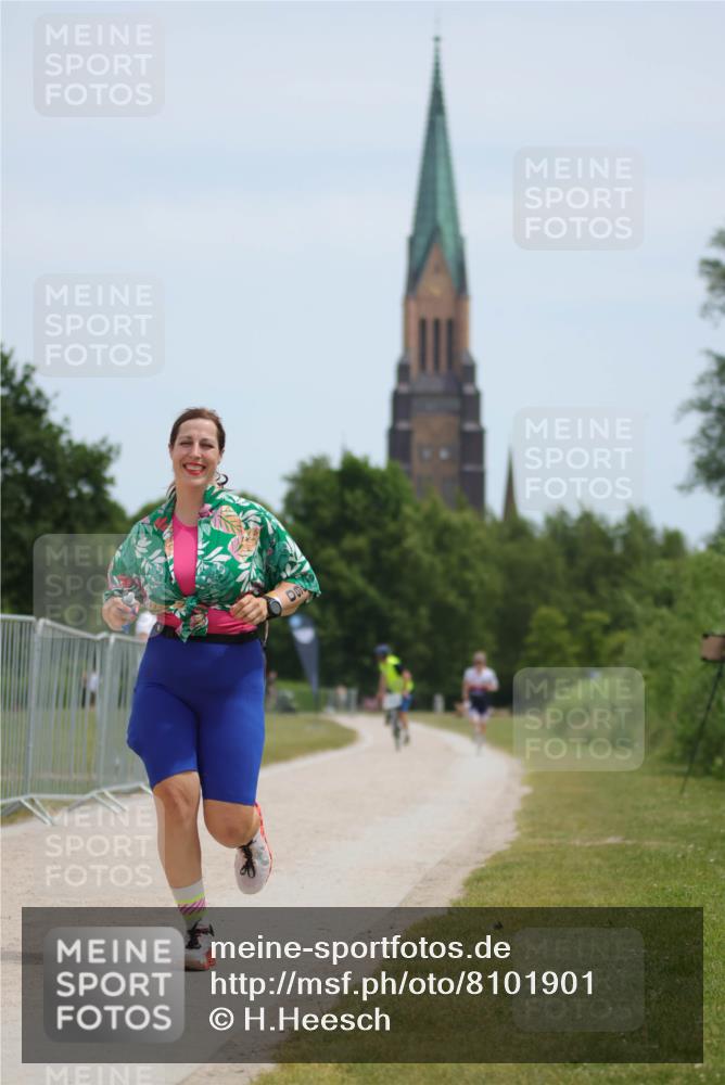 22.06.2025 - Viking Triathlon H.Heesch http://msf.ph/oto/8101901 22.06.2025 12:56:18 Laufen 13, 660 meine-sportfotos.de