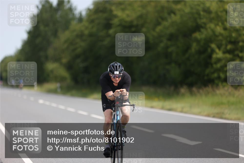 22.06.2025 - Viking Triathlon Yannick Fuchs http://msf.ph/oto/8101902 22.06.2025 11:26:03 Radfahren 29, 117, 325, 403, 451, 499 meine-sportfotos.de