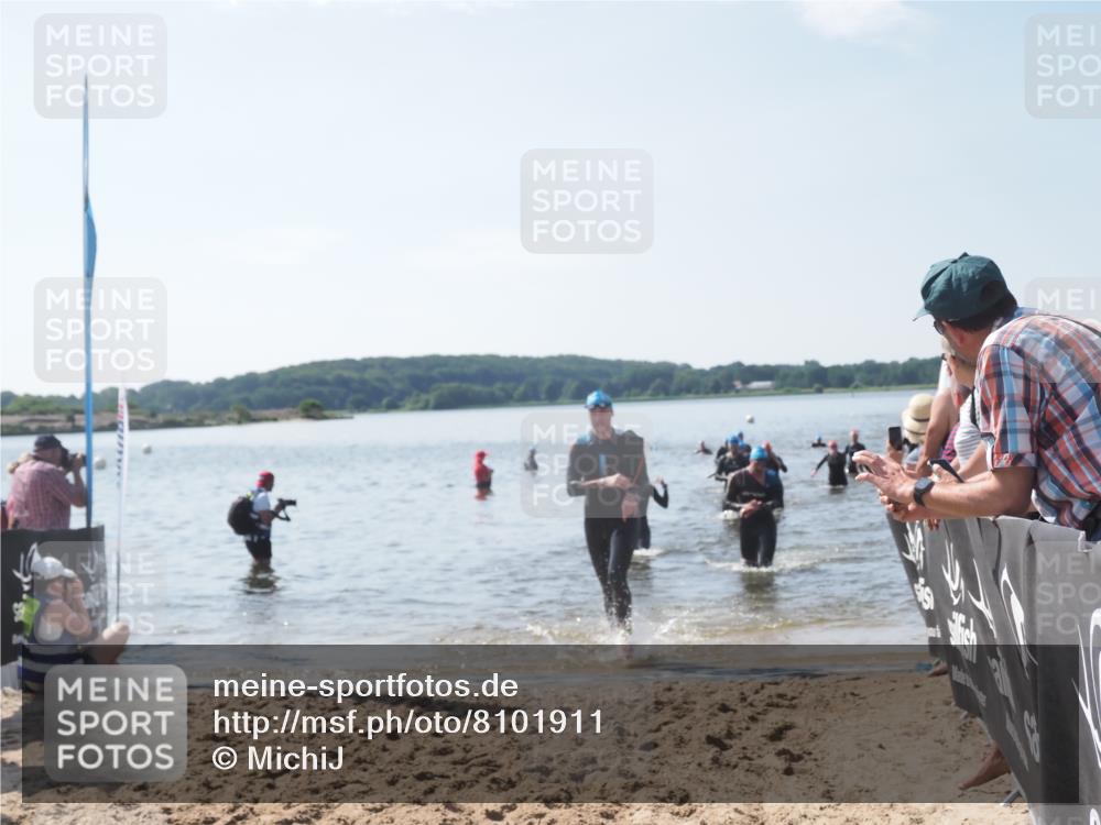 22.06.2025 - Viking Triathlon MichiJ http://msf.ph/oto/8101911 22.06.2025 10:45:50 Schwimmen 95, 360, 372, 425, 468, 519, 615, 621, 633 meine-sportfotos.de