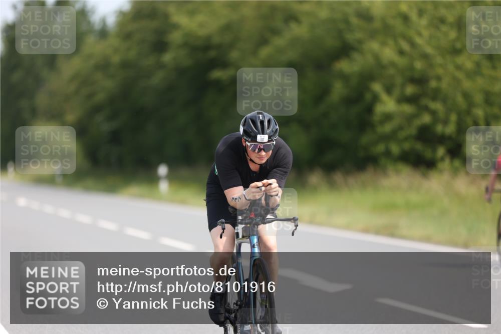 22.06.2025 - Viking Triathlon Yannick Fuchs http://msf.ph/oto/8101916 22.06.2025 11:26:04 Radfahren 29, 117, 325, 403, 451, 556 meine-sportfotos.de