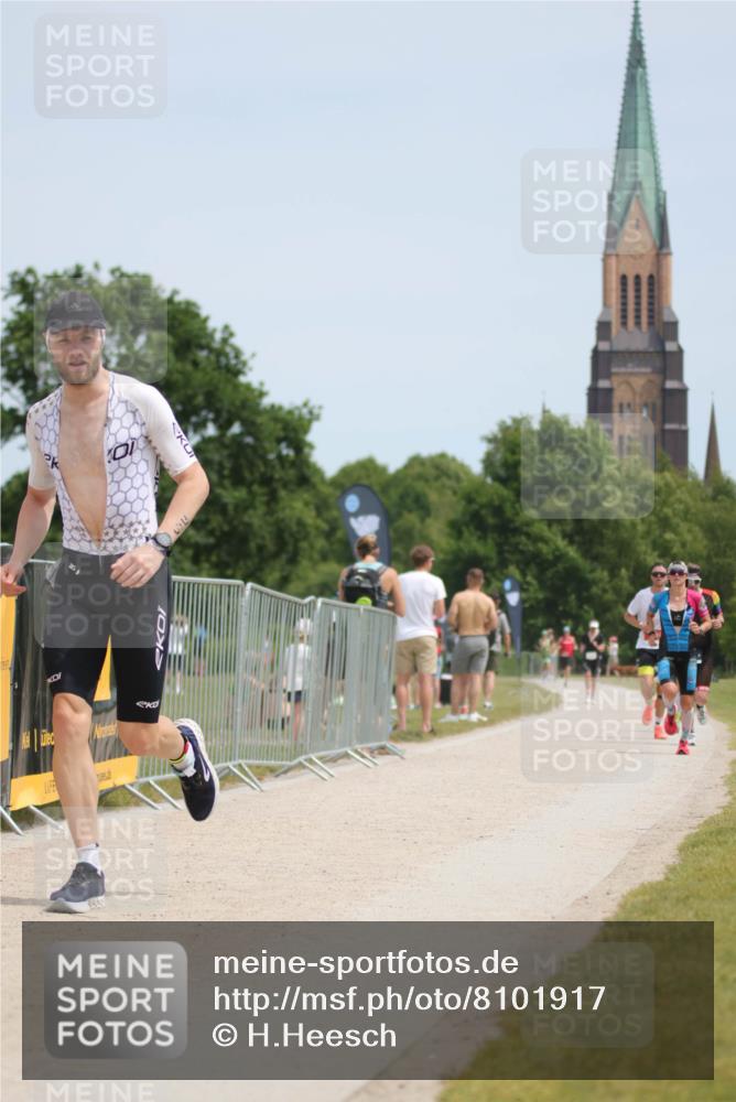 22.06.2025 - Viking Triathlon H.Heesch http://msf.ph/oto/8101917 22.06.2025 13:18:47 Laufen 9, 179, 347, 396, 651 meine-sportfotos.de