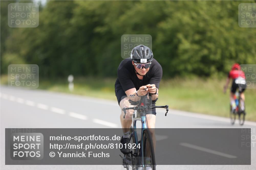 22.06.2025 - Viking Triathlon Yannick Fuchs http://msf.ph/oto/8101924 22.06.2025 11:26:04 Radfahren 29, 117, 325, 403, 451, 556 meine-sportfotos.de