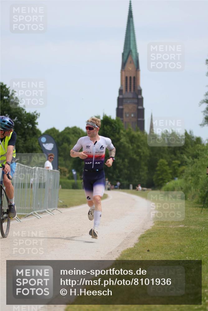 22.06.2025 - Viking Triathlon H.Heesch http://msf.ph/oto/8101936 22.06.2025 12:56:27 Laufen 4 meine-sportfotos.de