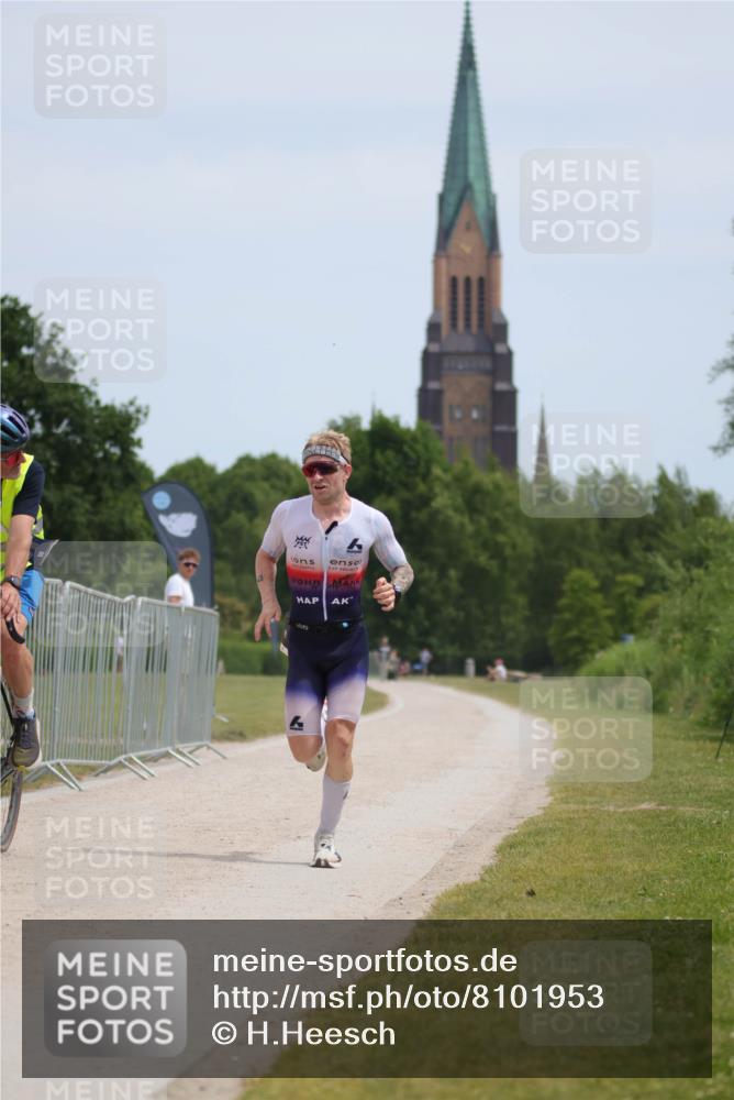 22.06.2025 - Viking Triathlon H.Heesch http://msf.ph/oto/8101953 22.06.2025 12:56:27 Laufen 4 meine-sportfotos.de