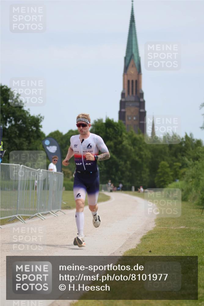22.06.2025 - Viking Triathlon H.Heesch http://msf.ph/oto/8101977 22.06.2025 12:56:27 Laufen 4 meine-sportfotos.de