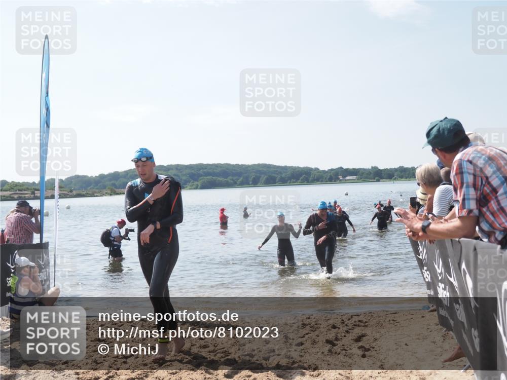 22.06.2025 - Viking Triathlon MichiJ http://msf.ph/oto/8102023 22.06.2025 10:45:52 Schwimmen 95, 342, 360, 372, 425, 468, 519, 615, 621, 633 meine-sportfotos.de