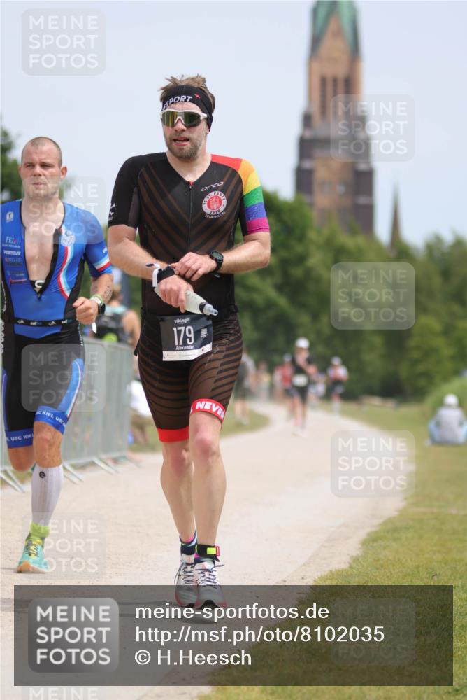 22.06.2025 - Viking Triathlon H.Heesch http://msf.ph/oto/8102035 22.06.2025 13:18:54 Laufen 9, 179, 347, 651 meine-sportfotos.de