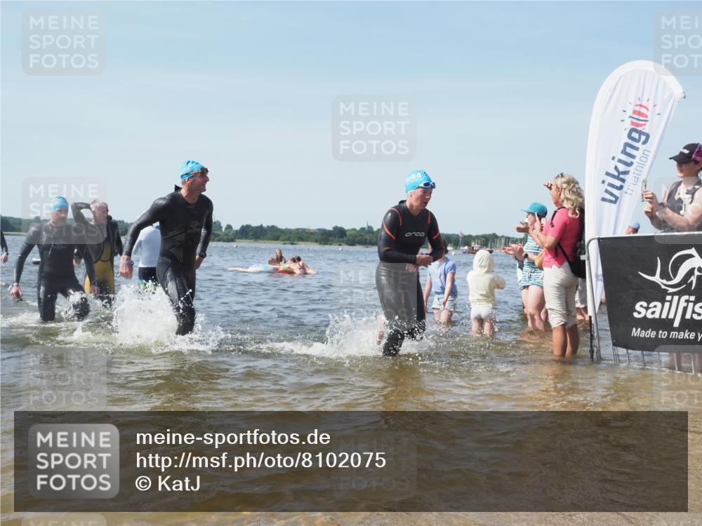 22.06.2025 - Viking Triathlon KatJ http://msf.ph/oto/8102075 22.06.2025 10:34:04 Schwimmen 46, 70, 75, 184, 297, 349, 429, 478, 532, 540, 618, 635 meine-sportfotos.de