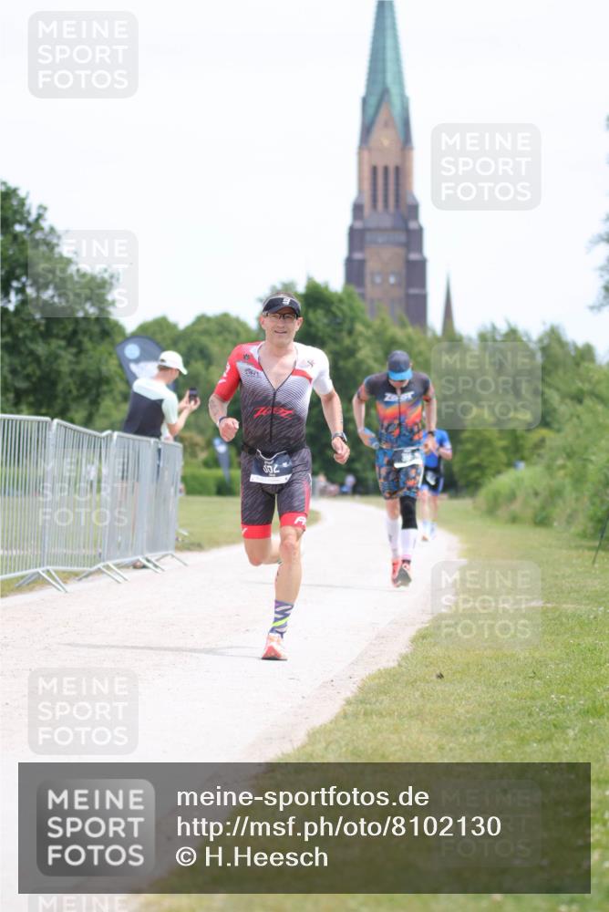 22.06.2025 - Viking Triathlon H.Heesch http://msf.ph/oto/8102130 22.06.2025 12:57:13 Laufen 352, 355 meine-sportfotos.de
