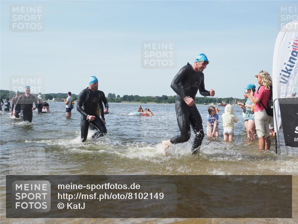 22.06.2025 - Viking Triathlon KatJ http://msf.ph/oto/8102149 22.06.2025 10:34:05 Schwimmen 46, 70, 75, 184, 297, 429, 478, 532, 540, 618, 635 meine-sportfotos.de