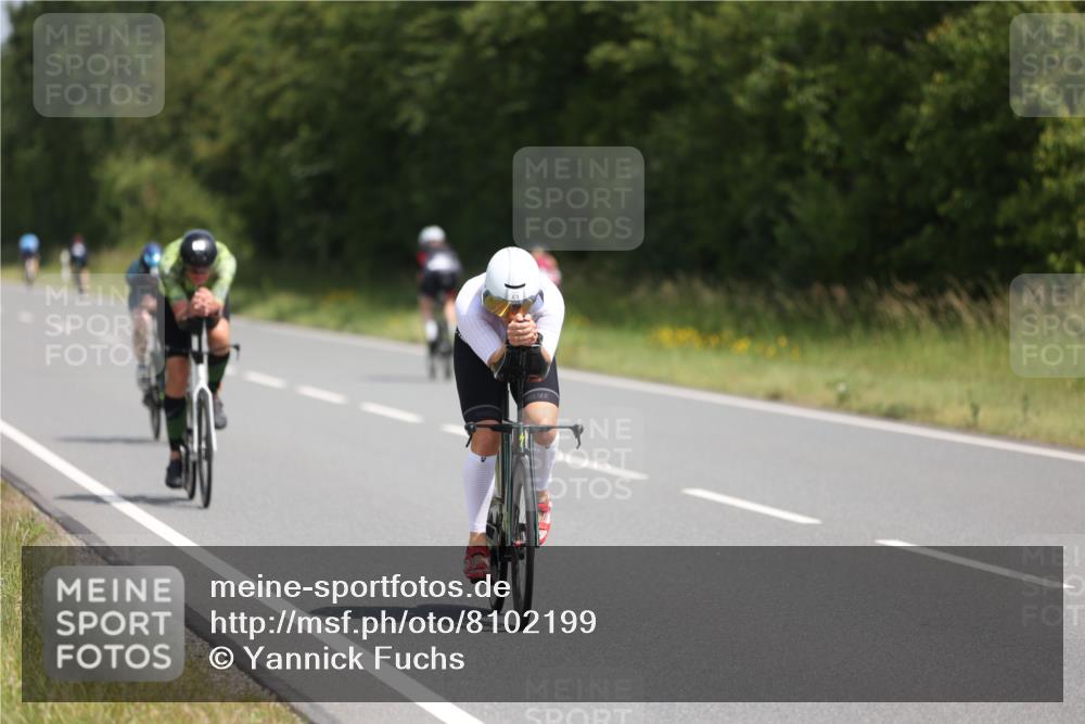 22.06.2025 - Viking Triathlon Yannick Fuchs http://msf.ph/oto/8102199 22.06.2025 12:05:13 Radfahren 37, 50, 197, 202, 205, 286, 364, 418, 474, 550 meine-sportfotos.de
