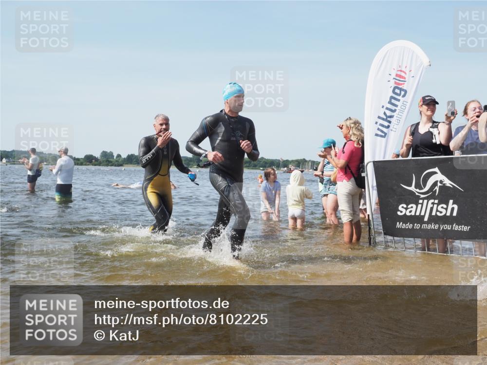 22.06.2025 - Viking Triathlon KatJ http://msf.ph/oto/8102225 22.06.2025 10:34:07 Schwimmen 46, 70, 75, 184, 297, 429, 478, 532, 540, 618, 635 meine-sportfotos.de
