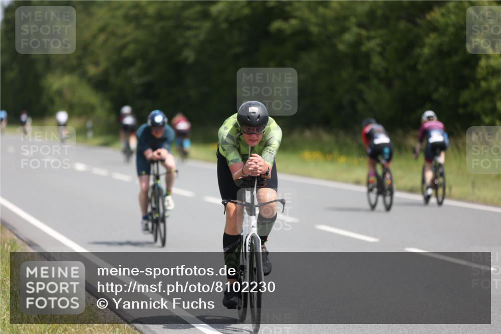 22.06.2025 - Viking Triathlon Yannick Fuchs http://msf.ph/oto/8102230 22.06.2025 12:05:14 Radfahren 37, 50, 197, 202, 205, 286, 364, 474, 550 meine-sportfotos.de