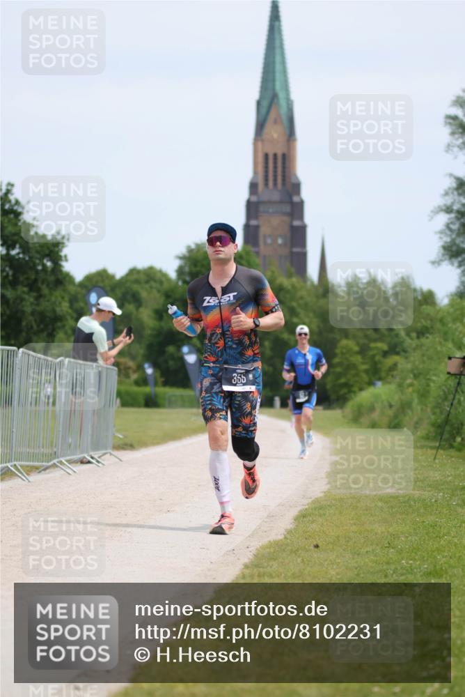 22.06.2025 - Viking Triathlon H.Heesch http://msf.ph/oto/8102231 22.06.2025 12:57:16 Laufen 52, 352, 355 meine-sportfotos.de
