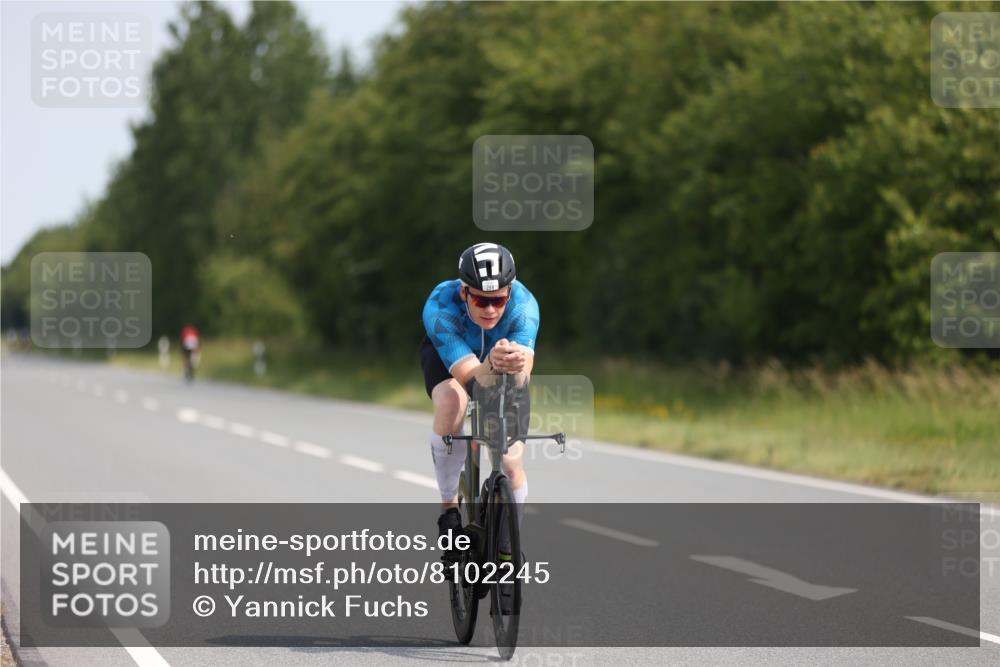 22.06.2025 - Viking Triathlon Yannick Fuchs http://msf.ph/oto/8102245 22.06.2025 11:26:17 Radfahren 15, 234, 236, 272, 298, 556 meine-sportfotos.de