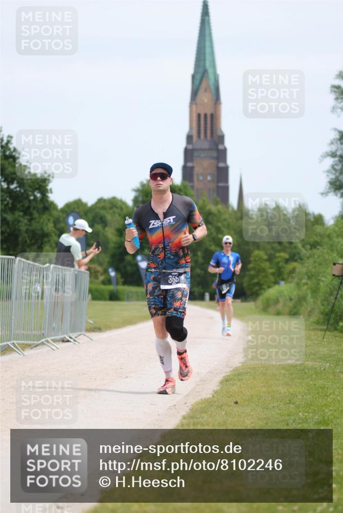22.06.2025 - Viking Triathlon H.Heesch http://msf.ph/oto/8102246 22.06.2025 12:57:16 Laufen 52, 352, 355 meine-sportfotos.de