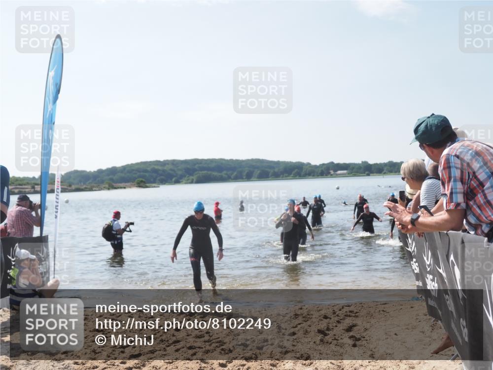 22.06.2025 - Viking Triathlon MichiJ http://msf.ph/oto/8102249 22.06.2025 10:45:57 Schwimmen 95, 217, 342, 360, 372, 425, 468, 525, 615, 621, 633 meine-sportfotos.de