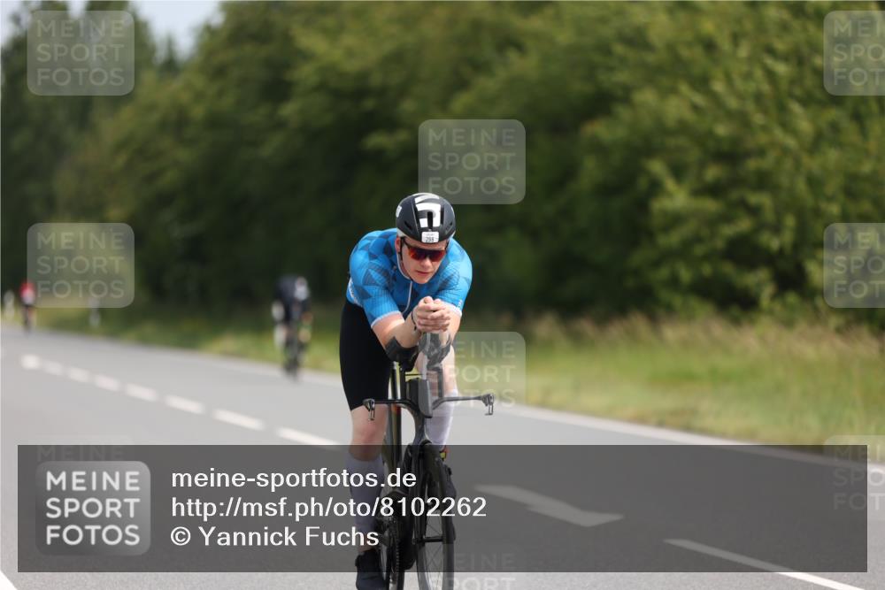 22.06.2025 - Viking Triathlon Yannick Fuchs http://msf.ph/oto/8102262 22.06.2025 11:26:17 Radfahren 15, 234, 236, 272, 298, 556 meine-sportfotos.de