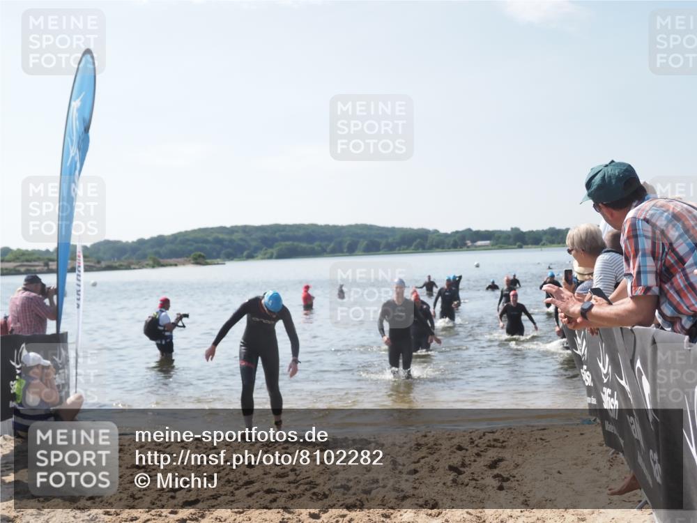22.06.2025 - Viking Triathlon MichiJ http://msf.ph/oto/8102282 22.06.2025 10:45:58 Schwimmen 217, 342, 360, 372, 425, 468, 525, 615, 621, 633, 647 meine-sportfotos.de