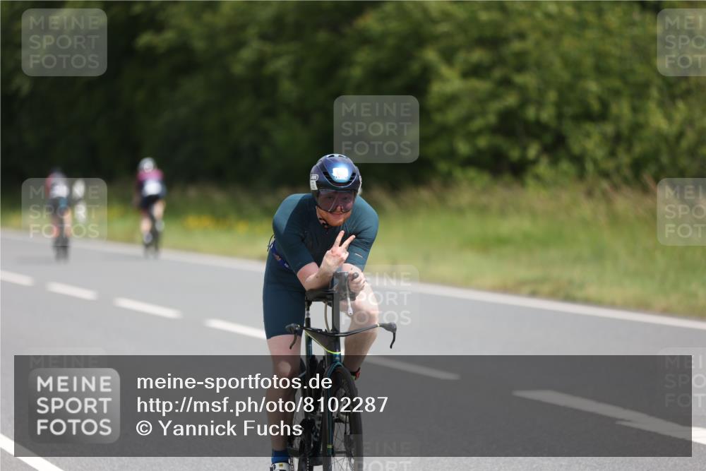 22.06.2025 - Viking Triathlon Yannick Fuchs http://msf.ph/oto/8102287 22.06.2025 12:05:16 Radfahren 37, 50, 197, 202, 205, 286, 364, 474, 550 meine-sportfotos.de