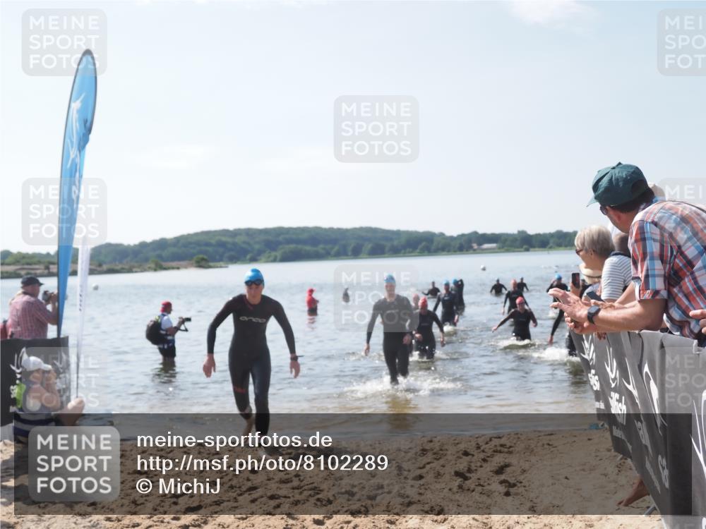 22.06.2025 - Viking Triathlon MichiJ http://msf.ph/oto/8102289 22.06.2025 10:45:58 Schwimmen 217, 342, 360, 372, 425, 468, 525, 615, 621, 633, 647 meine-sportfotos.de
