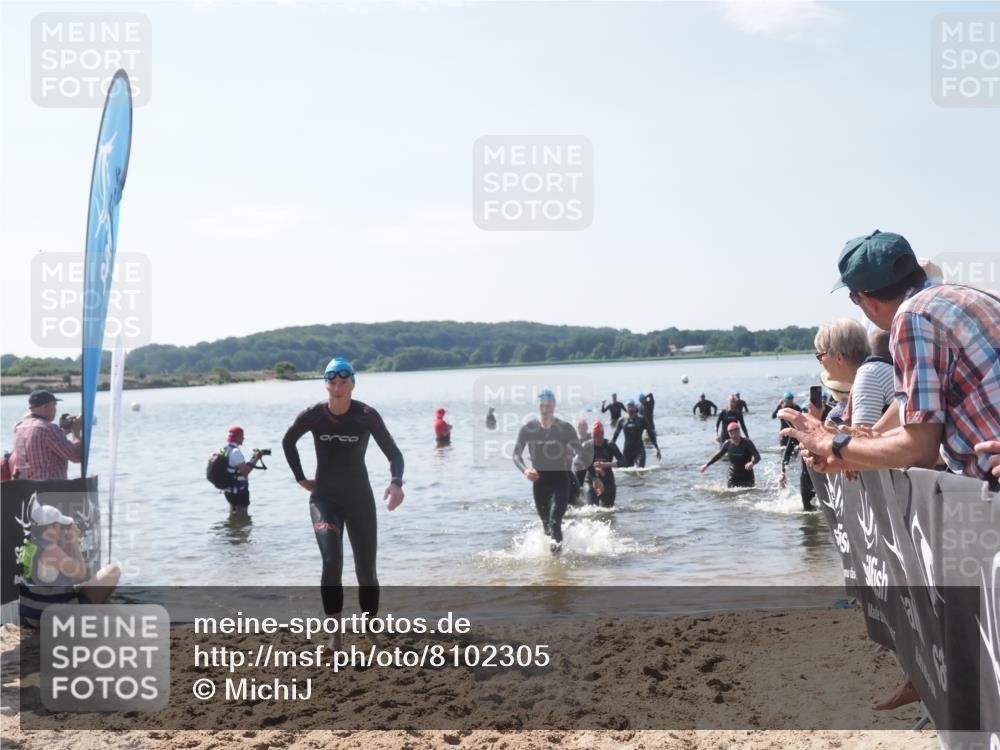 22.06.2025 - Viking Triathlon MichiJ http://msf.ph/oto/8102305 22.06.2025 10:45:58 Schwimmen 217, 342, 360, 372, 425, 468, 525, 615, 621, 633, 647 meine-sportfotos.de