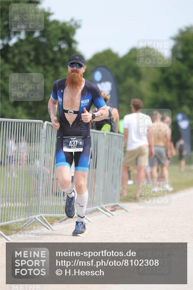 22.06.2025 - Viking Triathlon H.Heesch http://msf.ph/oto/8102308 22.06.2025 13:19:20 Laufen 122, 437 meine-sportfotos.de
