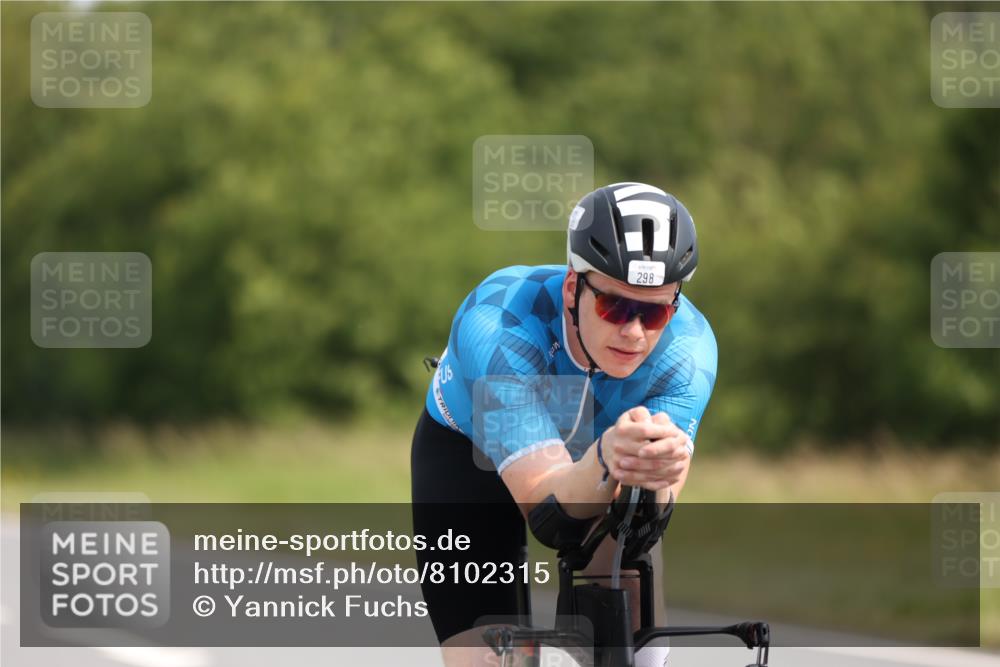 22.06.2025 - Viking Triathlon Yannick Fuchs http://msf.ph/oto/8102315 22.06.2025 11:26:18 Radfahren 15, 234, 236, 272, 298, 556 meine-sportfotos.de