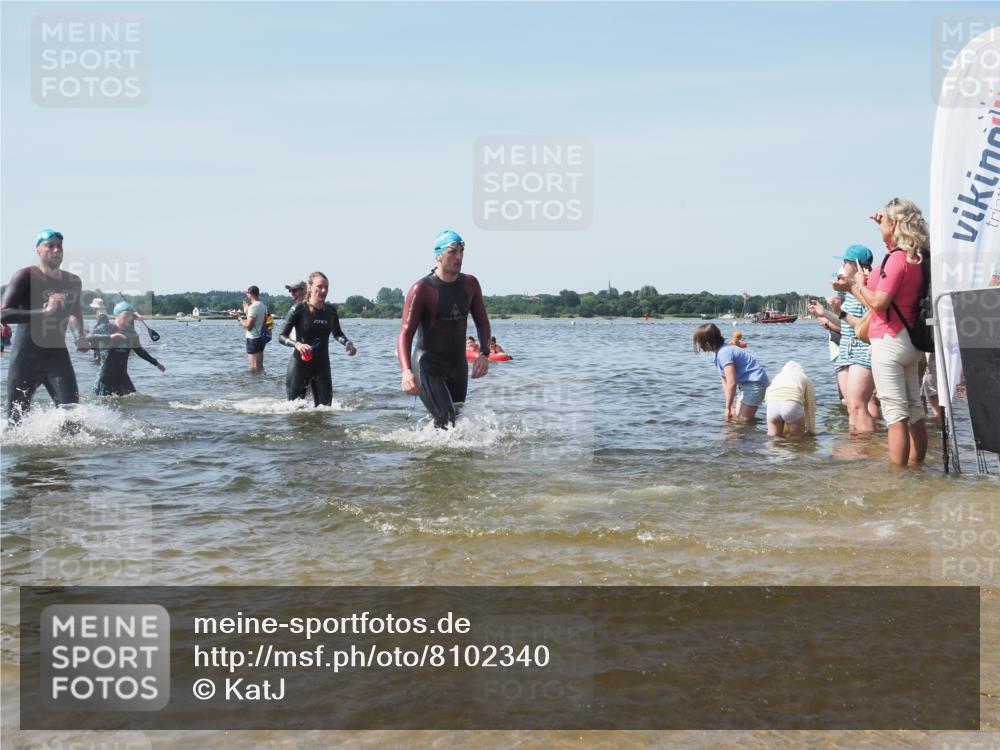 22.06.2025 - Viking Triathlon KatJ http://msf.ph/oto/8102340 22.06.2025 10:34:12 Schwimmen 46, 70, 294, 297, 429, 486, 527, 532, 618, 635 meine-sportfotos.de