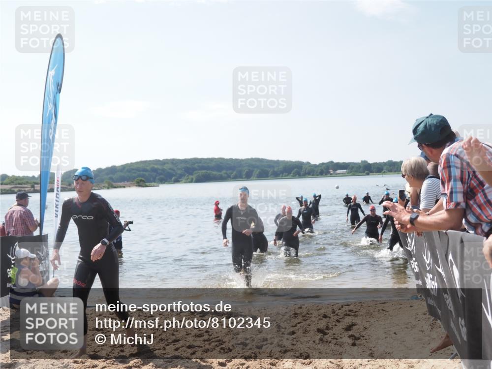 22.06.2025 - Viking Triathlon MichiJ http://msf.ph/oto/8102345 22.06.2025 10:45:59 Schwimmen 217, 342, 360, 372, 425, 468, 525, 615, 621, 633, 647 meine-sportfotos.de