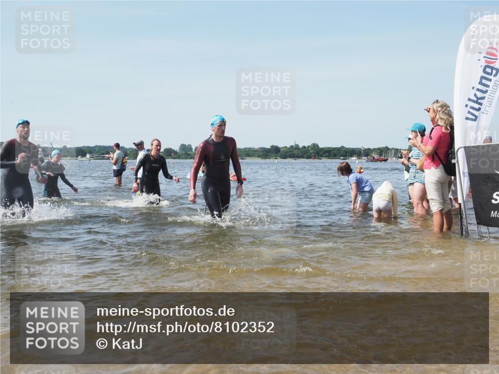 22.06.2025 - Viking Triathlon KatJ http://msf.ph/oto/8102352 22.06.2025 10:34:12 Schwimmen 46, 70, 294, 297, 429, 486, 527, 532, 618, 635 meine-sportfotos.de