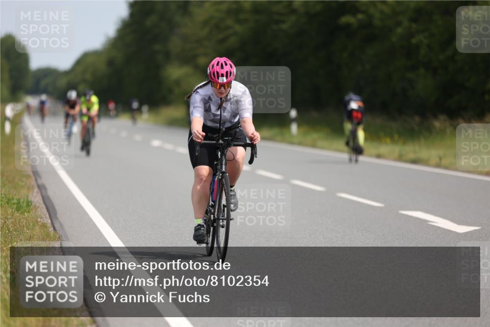 22.06.2025 - Viking Triathlon Yannick Fuchs http://msf.ph/oto/8102354 22.06.2025 11:26:25 Radfahren 61, 236, 659 meine-sportfotos.de
