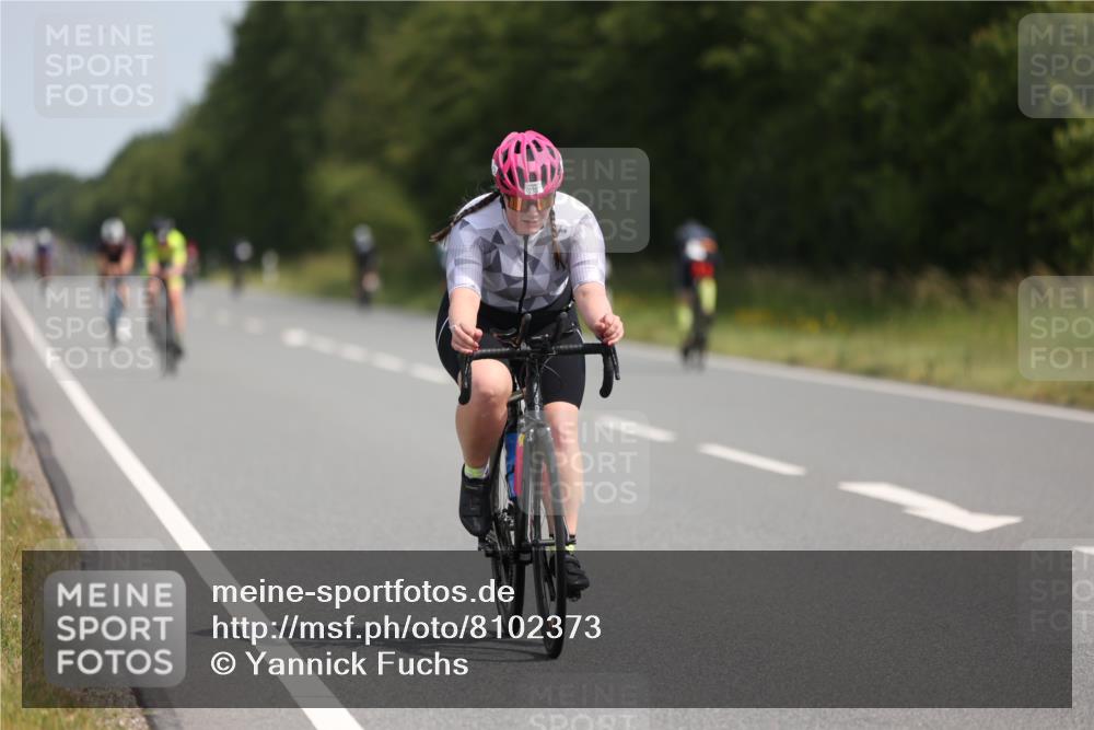 22.06.2025 - Viking Triathlon Yannick Fuchs http://msf.ph/oto/8102373 22.06.2025 11:26:26 Radfahren 61, 236, 659 meine-sportfotos.de